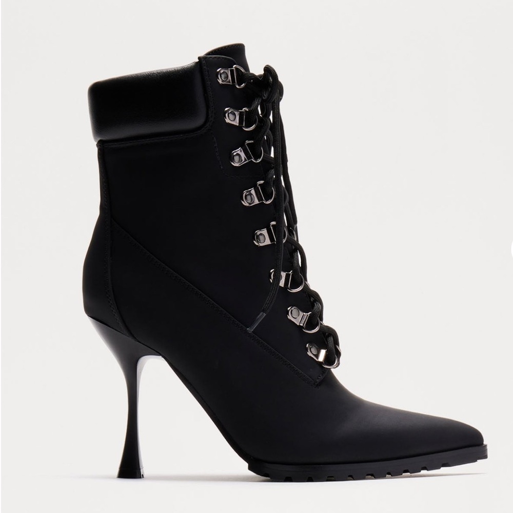 Elegant Black Lace-Up Women's Boots